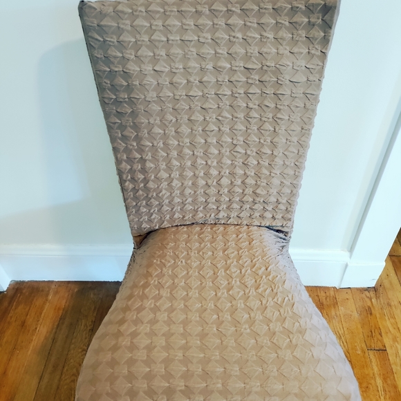 Eight brand new med " greige"textured stretch dining chair covers. - Picture 3 of 4